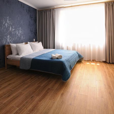 Scandinavian Poltava Apartments With 2 Rooms, 3 Beds 1 Sofa Luaran gambar
